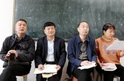 漯河市教育局开展“教学质量月”高中教学视导活动